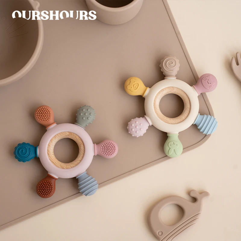 Baby Products Application - ยางกัดซิลิโคนเกรดอาหารสำหรับเด็ก 1 ชิ้น รูปทรงใบพาย พร้อมวงแหวนไม้ ของเล่นกัดสำหรับเด็ก